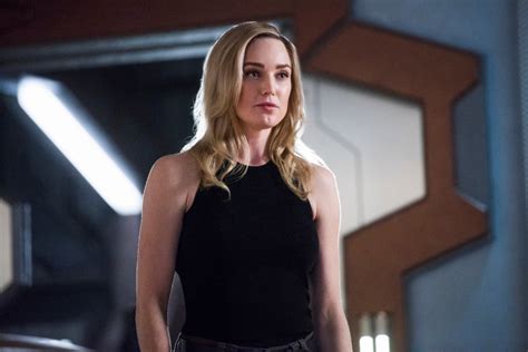 Dc’s Legends Of Tomorrow Season 5 Episode 5 “a Head Of Her Time” Pictured Caity Lotz As Sara