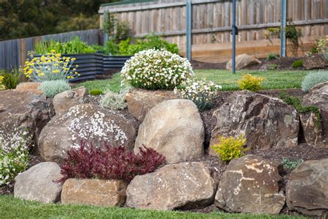 Landscaping Ideas With Big Rocks Image To U