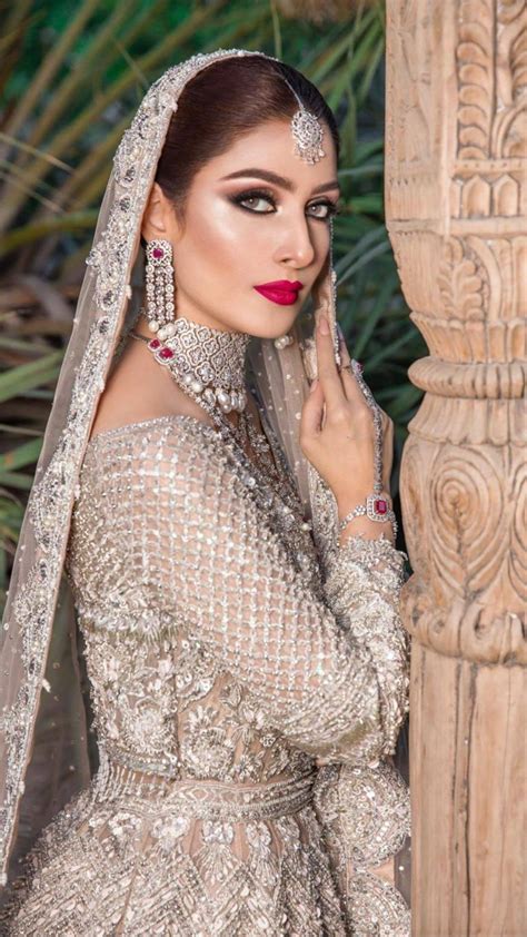 Ayeza Khan Looks Stunning In Latest Bridal Shoot 247 News What Is