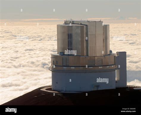 The Subaru Telescope Atop Hawaiis Mauna Kea Stock Photo Alamy