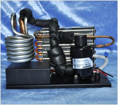 Design Small And Portable Refrigeration System With Tiny Compressor For