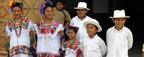 Yucatan Photo Traditional Maya Clothing Loco Gringo