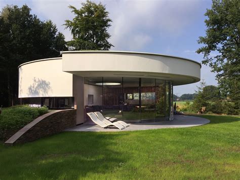 Modern Circular House Architecture Ideas