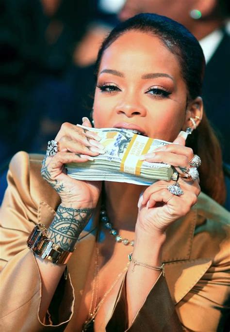 Robyn rihanna fenty is officially a billionaire, according to forbes. Rihanna Is Officially The World's Richest Female Musician