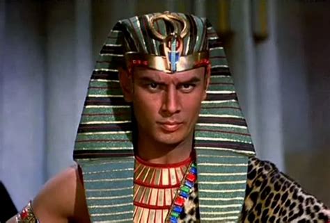 yul brinner as ramses yul brynner egyptian costume ten commandments
