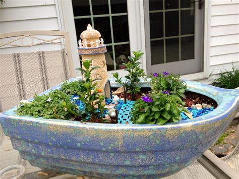 Find ideas and inspiration for nautical themed bar to outdoorlandscape patio deck pool backyard porch exterior outdoor kitchen front yard driveway this luxury children's bed is available in 15 yummy finishes and in different themes for boys and girls. 17 Best images about Nautical Patio Decor on Pinterest ...