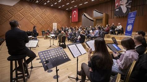 Turkish State Polyphonic Choir Brings Together Conductors From 5