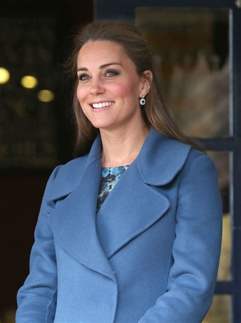 Kate Middleton Second Pregnancy Style Popsugar Fashion