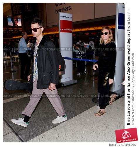 Brie Larson And Her Fianc Alex Greenwald Depart From Los Angeles