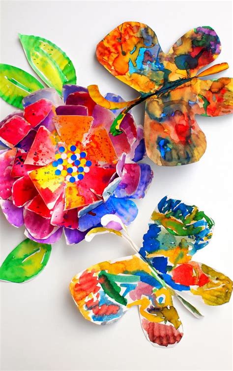 4 Not-So-Messy Art and Craft Projects to Try with Your Kids!