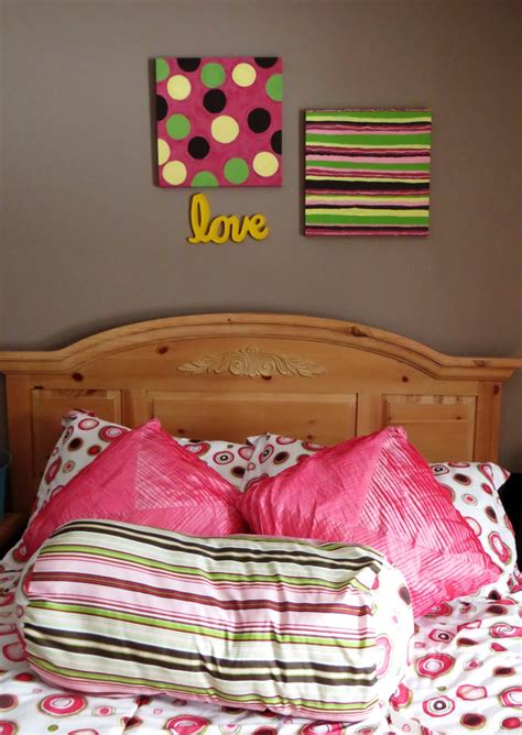 Easy teen crafts and diy teen room decor ideas like these are some of our favorite projects to make (even for adults) when you see how creative these 75 diy ideas for tweens and teens are, you my teenage daughter was so bored last week she wanted to go shopping and buy a lamp for her bedroom. Namely Original: DIY Teen Girl Room Decor