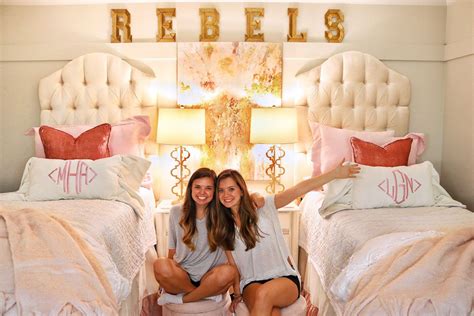 Check Out This Year S Most Unbelievable Dorm Room Makeover Ole Miss Dorm Rooms Pink Dorm