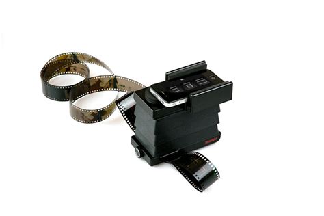 Lomographys Smartphone Film Scanner Creates Digital Images From 35mm Film