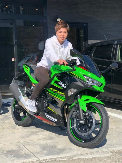 Teachers, medical ninja in the employ of the hospital, etc would have base salary dependent on their rank and position; Ninja 400 KRT EDITION2019年モデル納車しました。｜カワサキ プラザ大分