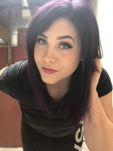 Dark Purple Hair Aesthetic Julubro