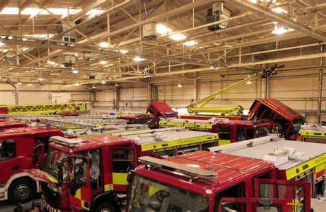 Emergency One Launches Worlds First Fully Electric Fire Engine Zenoot