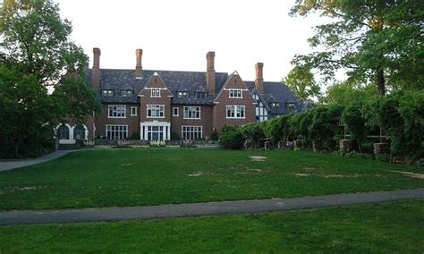Most Expensive Us Colleges Winner Sarah Lawrence College Demands Over