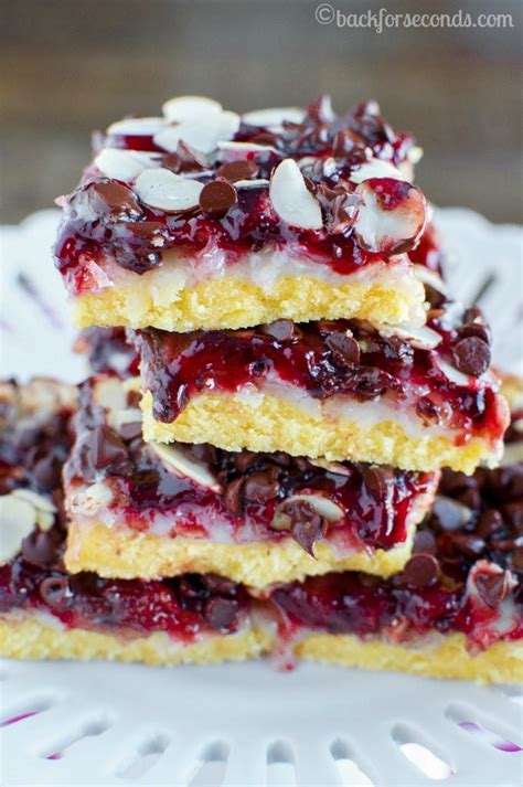 Whether you're having family lunch on the patio, hosting a block party or sneaking around the kitchen at midnight, these 82 easy summer desserts are guaranteed to hit charred fruit is a prime summer dessert and healthy to boot. Magical Chocolate Raspberry Dessert Bars ...