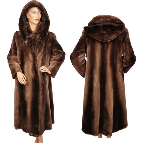 vintage sheared beaver fur coat wth hood ladies size medium poppy s vintage clothing ruby lane