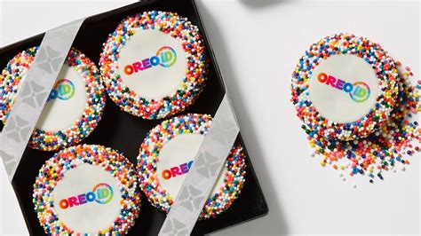 Oreo Launches Diy Cookie Design Site Oreoid Dieline Design
