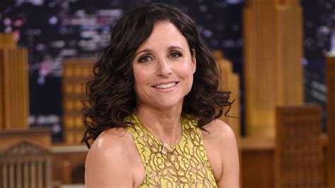 Julia Louis Dreyfus Says Snl Was A Sexist Environment In The 80s