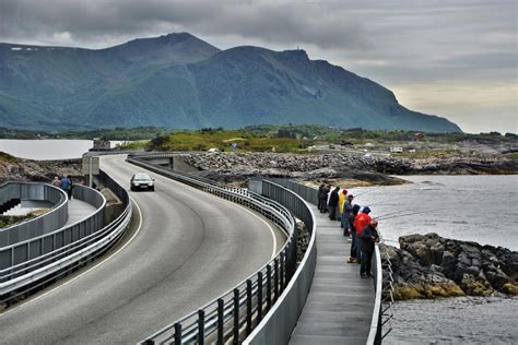 Angeln An Der Atlantikstraße Im Nordwesten Norwegens Visit Norway