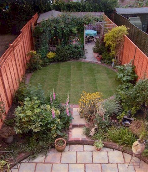 Gain big style points with these design solutions, and transform your tiny space into an oasis. Awesome 49 Awesome Front Yard Landscaping Ideas. # | Small ...