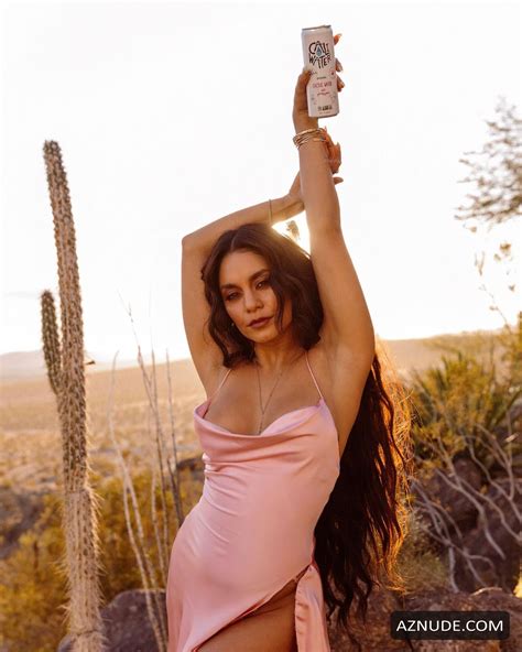 Vanessa Hudgens Sexy Poses Naked Covering Her Tits In A Photoshoot For