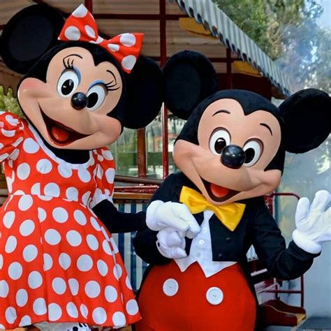 Minnie And Mickey Walt Disney World Disney Favorites Disney Friends