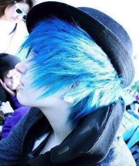 45 modern emo hairstyles for guys obsigen