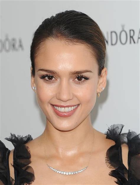 Jessica Alba Glamour Women Of The Year Awards In London 20120529