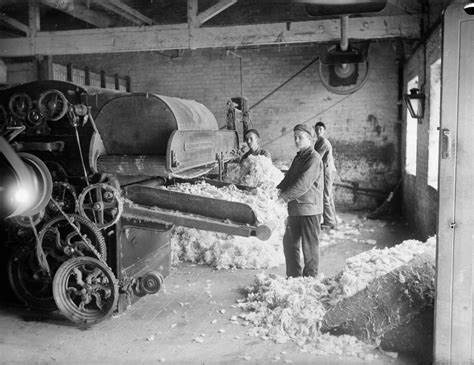 9 Interesting Facts About Life As A 19th Century Mill Worker The