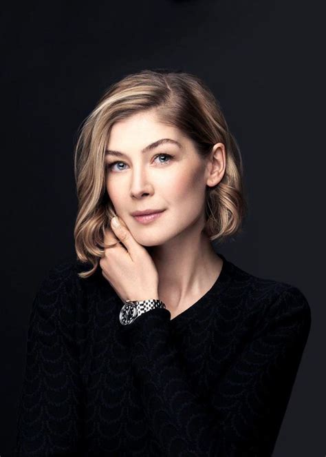 Rosamund Pike Gone Girl Pride And Prejudice Die Another Day Headshot