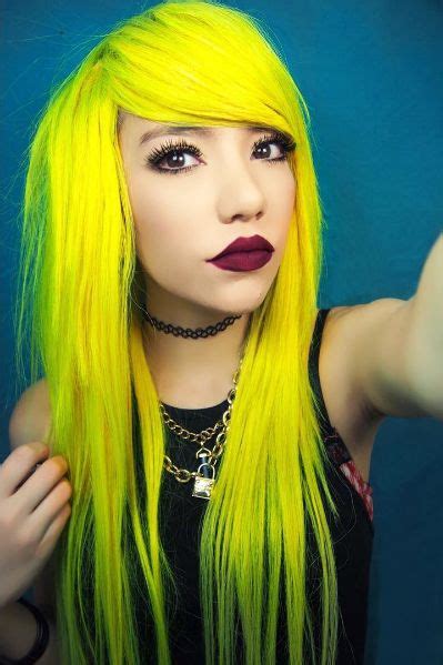 Pin By Samantha Dale On Hairstyles And Colors Yellow Hair Color Sexy