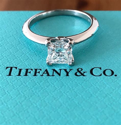 Tiffany And Co 104ct Fvs1 Diamond Princess Cut Solitaire Engagement R
