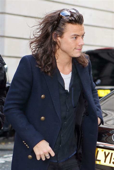 Top More Than 80 Harry Styles Long Hair In Eteachers