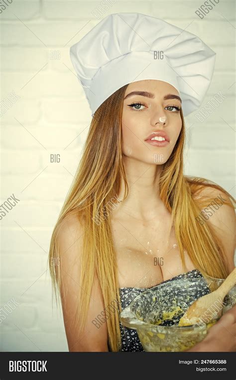 Sexy Housewife Image And Photo Free Trial Bigstock