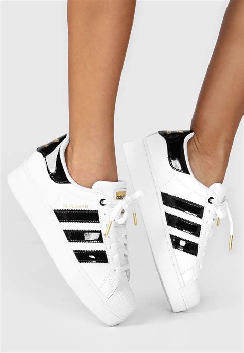 tênis flatform adidas originals superstar bold w branco preto compre agora dafiti brasil