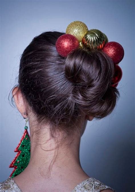 Christmas Party Hairstyle For Women 4