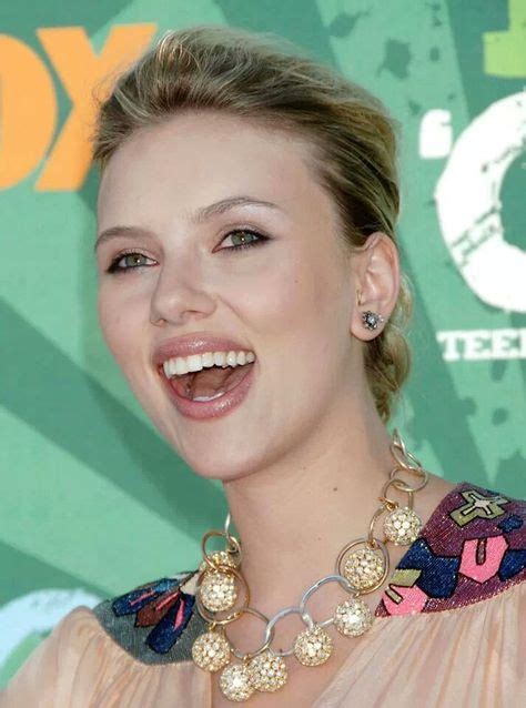 Scarlett Johansson Face Shape