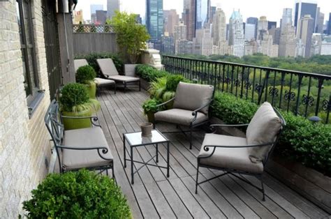 16 Modern Balcony Garden Ideas To Get Inspired From