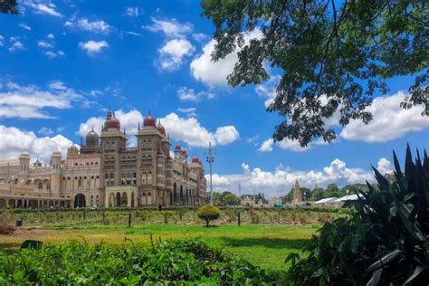 10 Tourist Places To Visit Near Mysore Within 300 Km Veena World