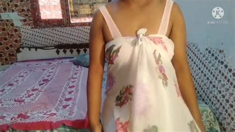 Desi Bhabhi Showing Big Boobs And Pussy