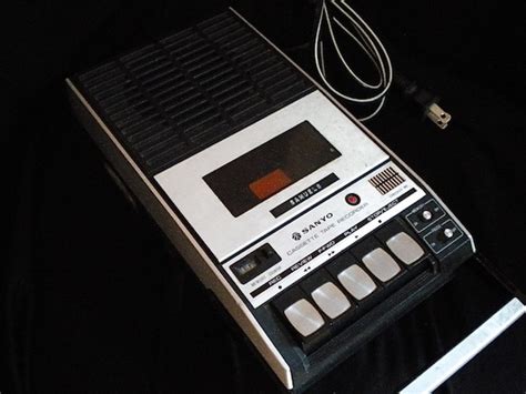 Items Similar To Vintage Portable Cassette Tape Recorder Sanyo M2533 On Etsy