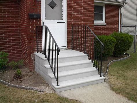To know about outdoor handrails for steps in detail, continue reading. single concrete steps - Staircase design