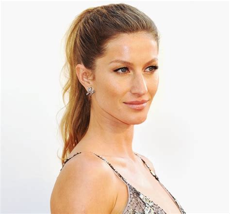 Gisele Bündchen Revela Segredo Do Bronze E Marca De Make Preferida Beleza Vogue