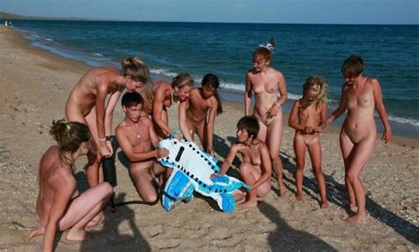 T Os Naturistas