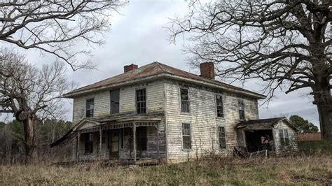 140 Year Old Abandoned Farm Houses In Virginia Youtube