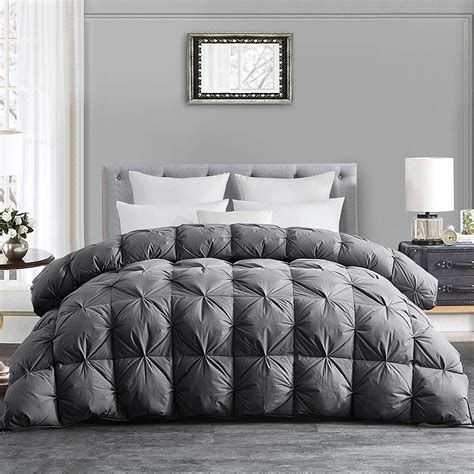 HOMBYS 120x128 Oversized King Feather And Down Comforter Grey Pinch
