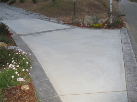 Stamped Concrete Driveway With Border Concrete Textur